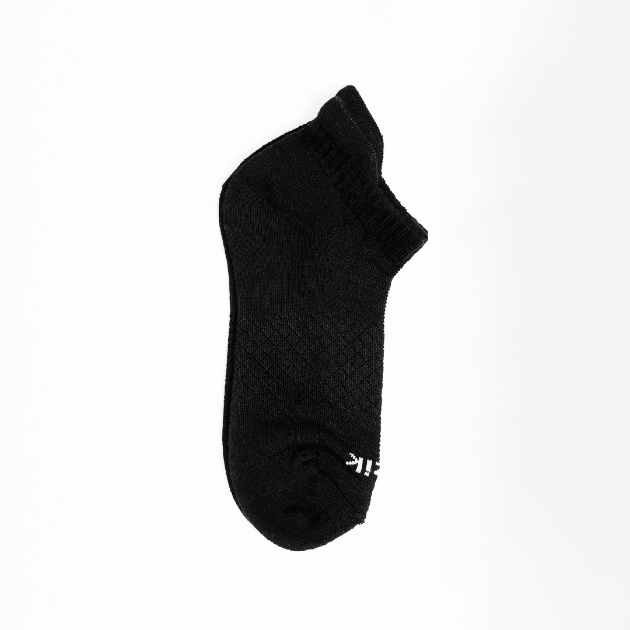 Kizik Ankle Socks - Black - 3 Pack - Image 2